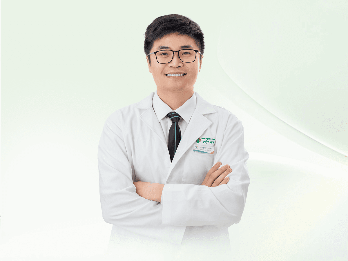 Chân dung Bác sĩ BS Trần Quang Vinh