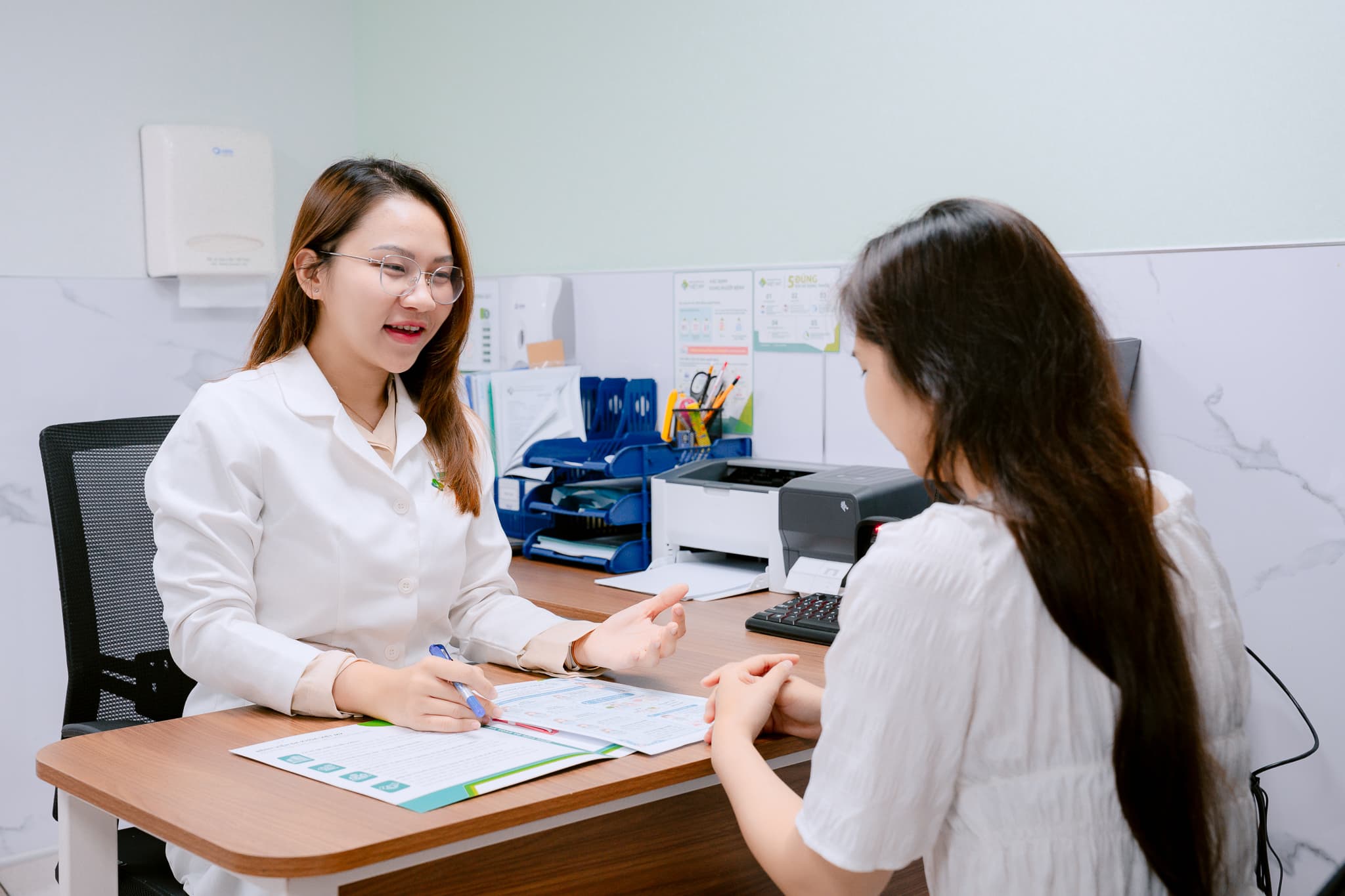 Khám Sản phụ khoa là gì? Lợi ích, khi nào, Quy trình và lưu ý cần biết 