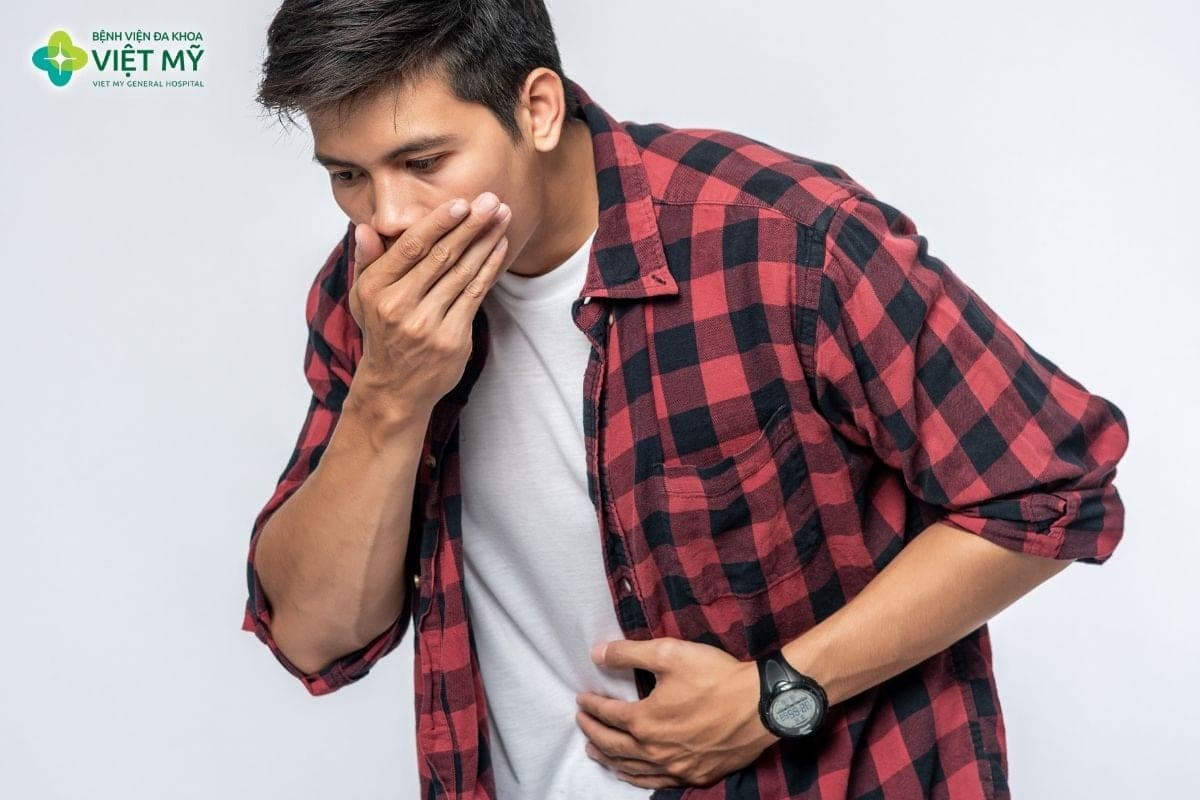 Buồn nôn, nôn kéo dài không rõ nguyên nhân là dấu hiệu nên thăm khám và nội soi tiêu hóa sớm
