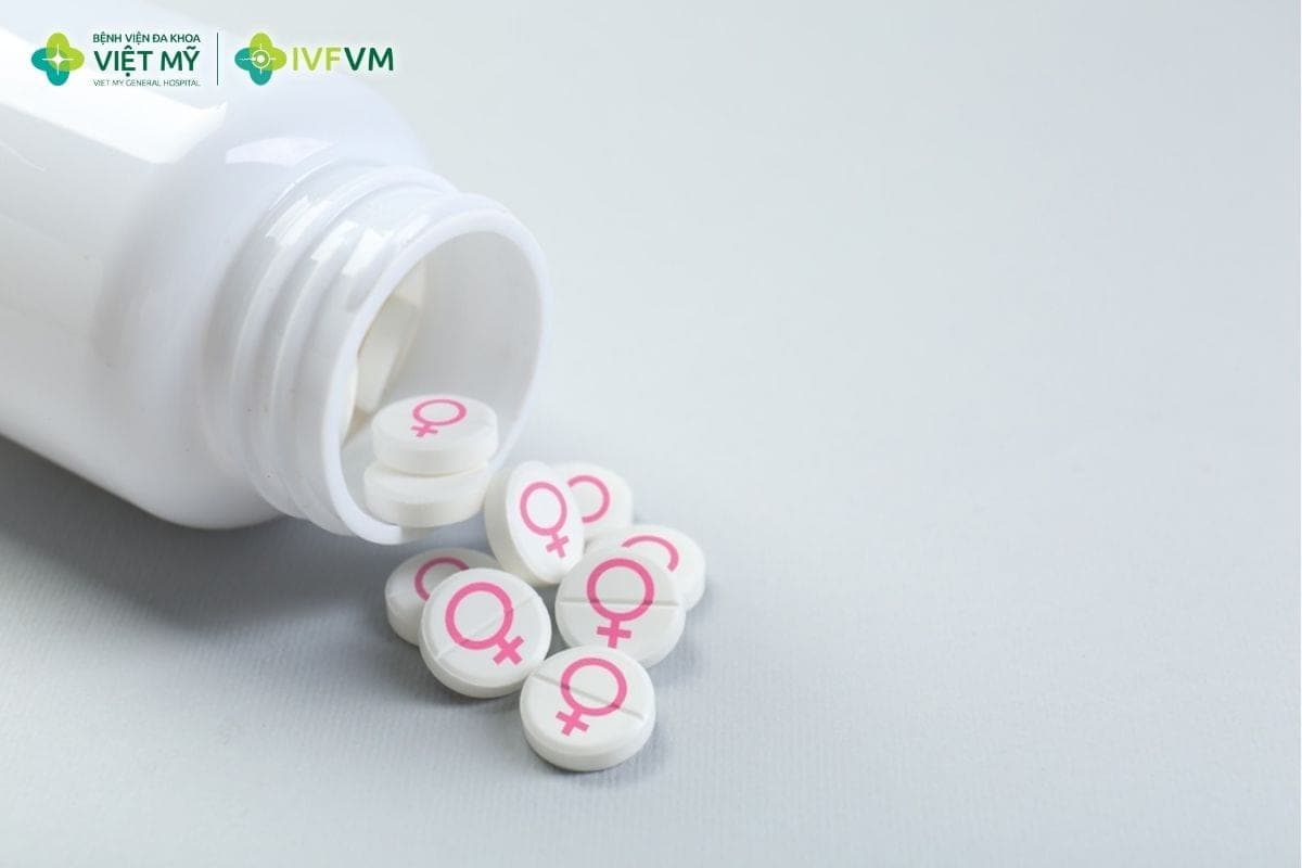Liệu pháp nội tiết giúp hỗ trợ nội mạc tử cung phục hồi sau tách dính và chuẩn bị điều kiện phù hợp trước khi chuyển phôi