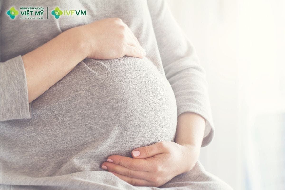 Thai kỳ ở phụ nữ trên 40 tuổi có nguy cơ gặp một số biến chứng ở mẹ và thai nhi cao hơn