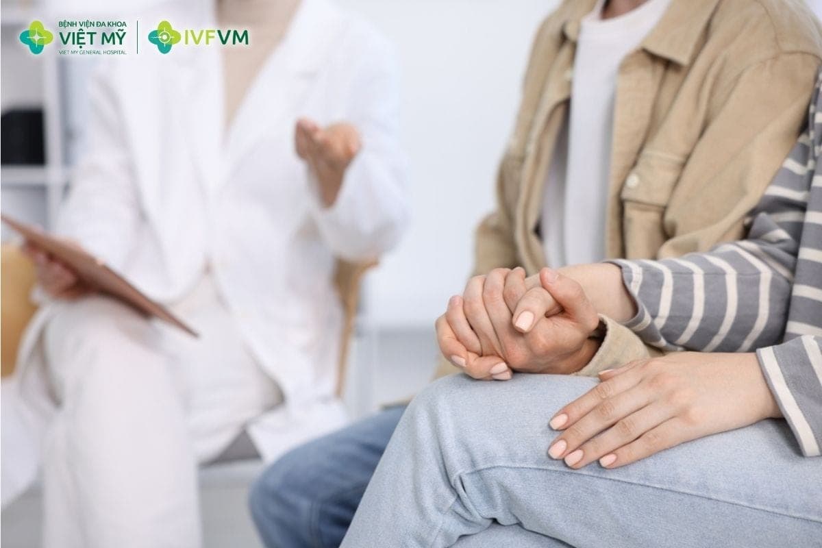 Chuẩn bị kỹ hồ sơ trước khi thực hiện IUI và IVF giúp hoàn tất thủ tục, hỗ trợ bác sĩ đánh giá tình trạng và hạn chế gián đoạn điều trị